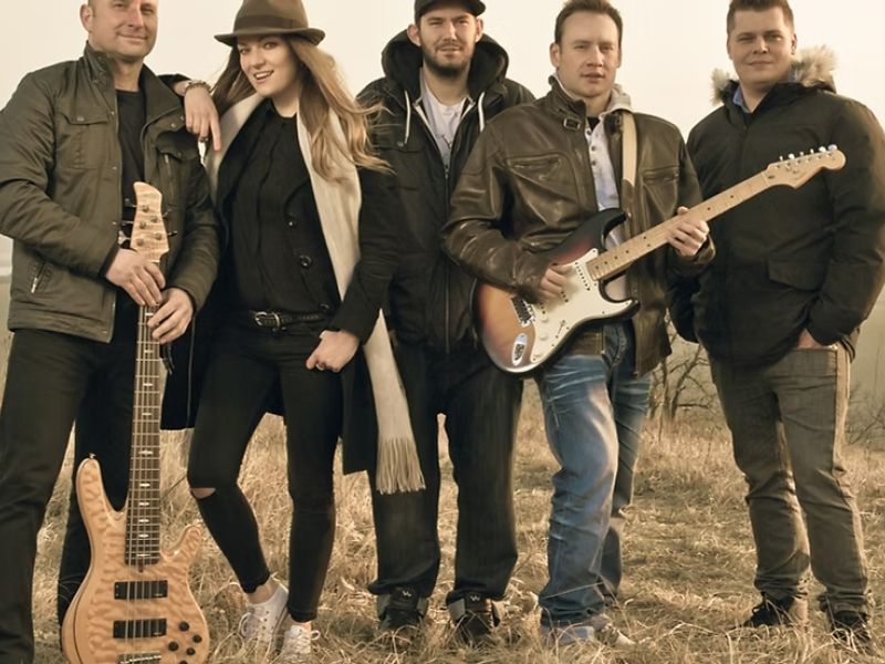 Živá hudba U Zajíce - Chameleon Groove