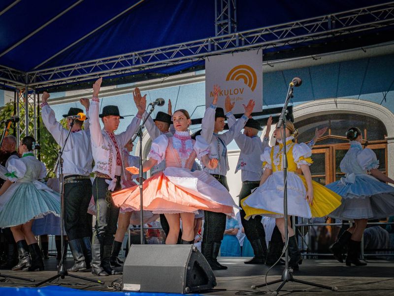 Mikulovská přehlídka vín, Setkání pod Taneční horou
