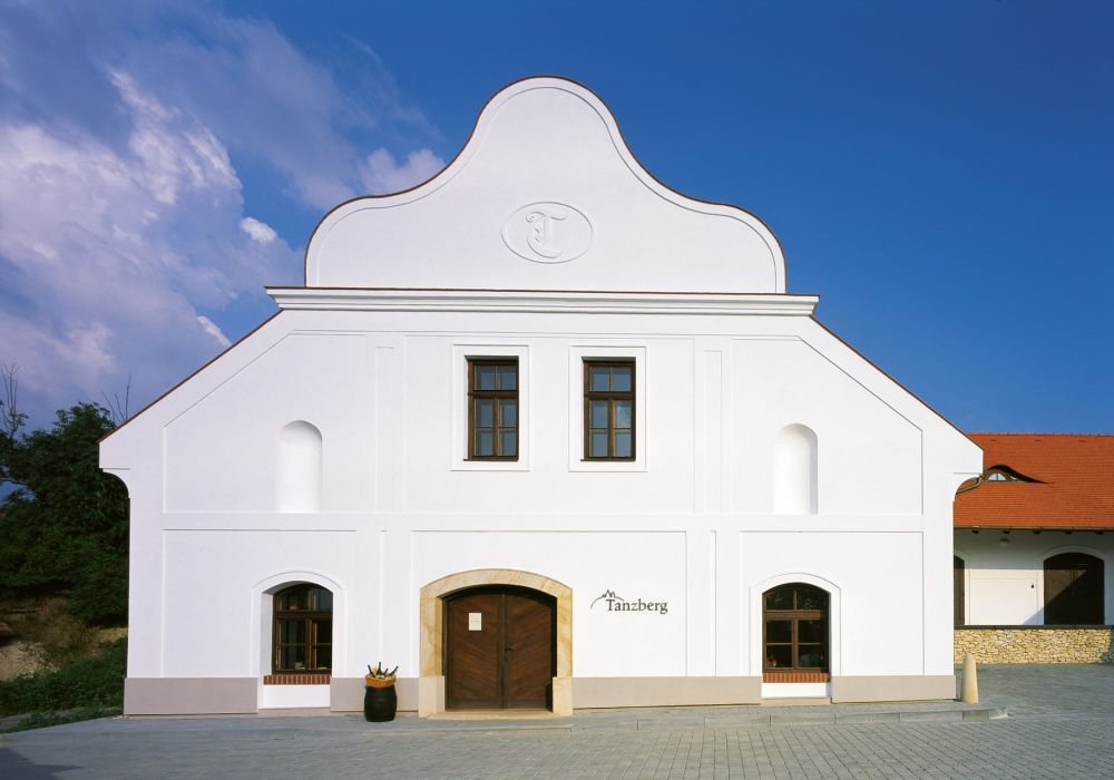 Tanzberg Mikulov, a.s.