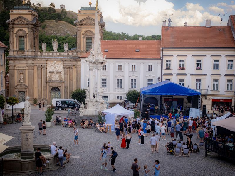 Slavnostní zahájení 33. ročníku Mikulovského výtvarného sympozia "dílna"