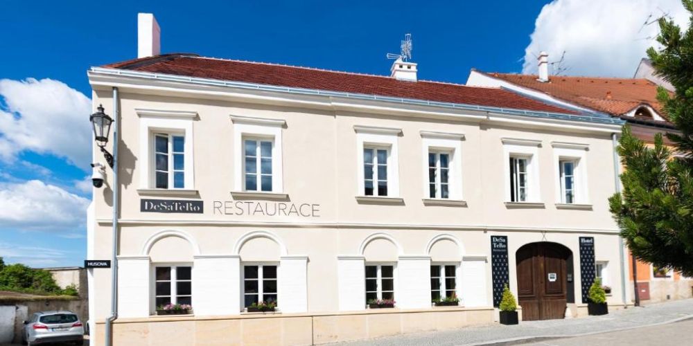 Hotel Desatero