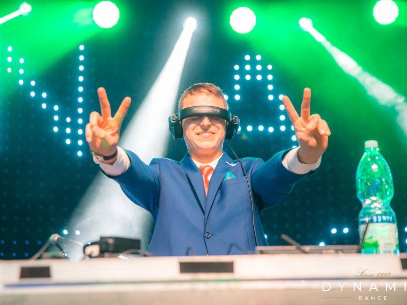 Léto plné zábavy: DJ Mistax Léto plné zábavy: DJ Mistax