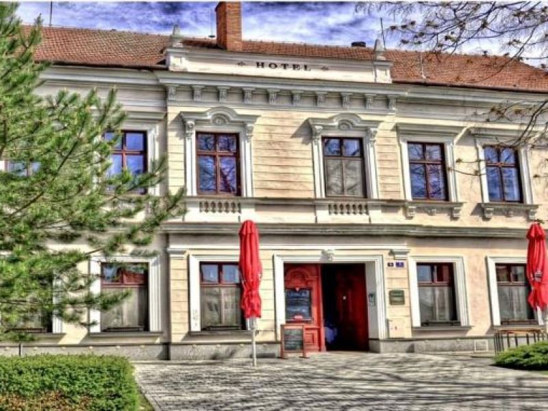 Hotel Drnholec***